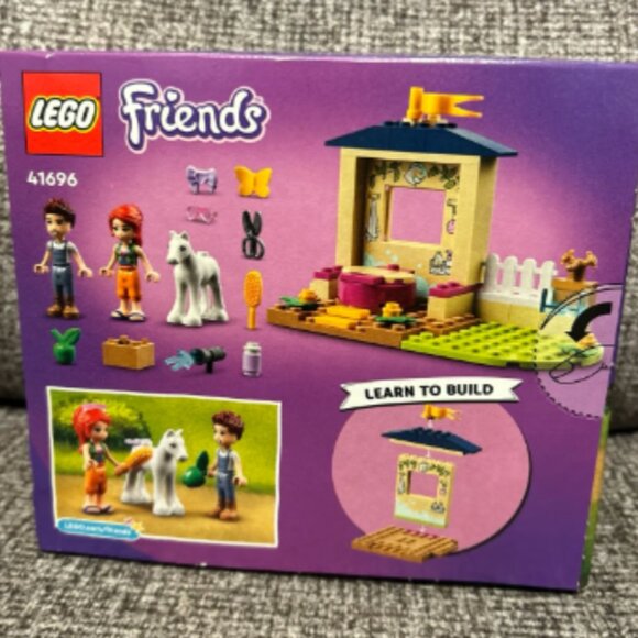 FACTORY SEALED LEGO Friends Pony Washing Stable #41696 NIB New in Box - Picture 2 of 2